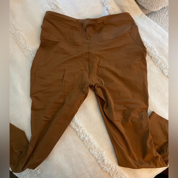 Lululemon Base Pace High-Rise Tights in Copper Brown size 18 EUC - Picture 3 of 5